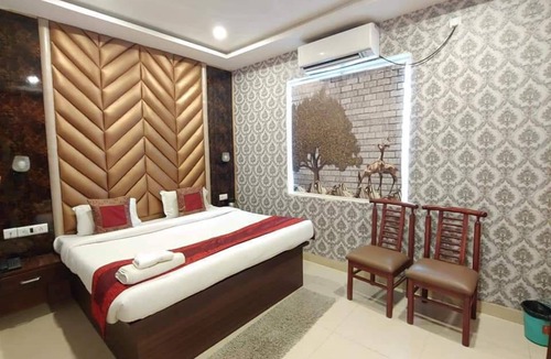 Varanasi Hotel | The Golden Palace