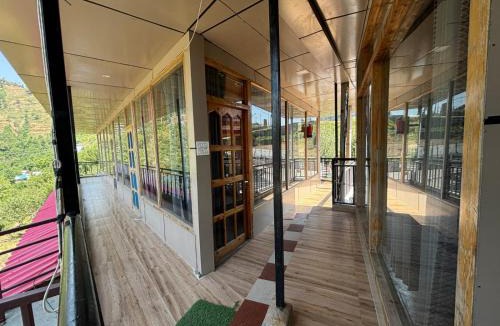 Tehri House | THE GROOVE GARDEN DHANOLTi