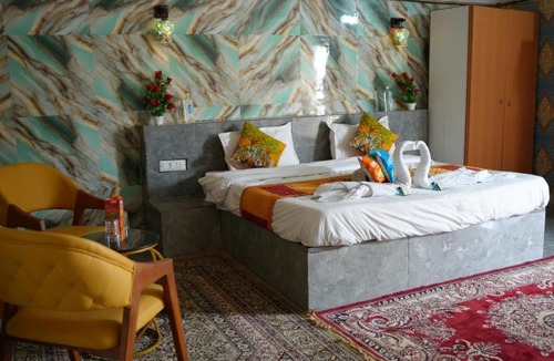 Sam Hotel | The Gujarat Capital Resort