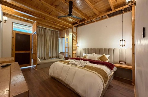 Hunder Hotel | The Gurdi Retreat