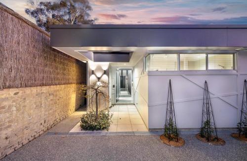 Bowral Villa | The Hidden Door Bowral Villa -the Love of Old Bowral