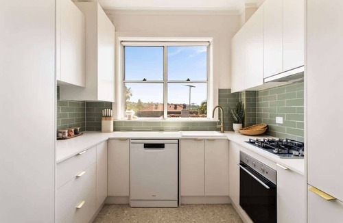 North Bondi Apartment | The Hideaway | Winter Sun & Coastal Dining