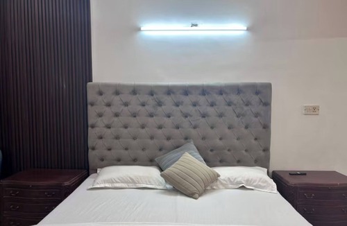 Greater Kailash Hotel | The Hideout GK
