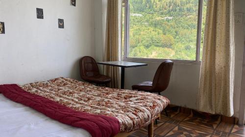 Kumharsain House | The Himalayan Kitchen Narkanda - Cafe & Rooms