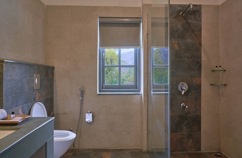 Bedla Hotel | The Hunting Lodge