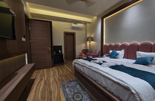 Kanpur Hotel | The Infinity Hotel