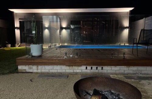 Cooks Hill House | The Junction Poolhouse