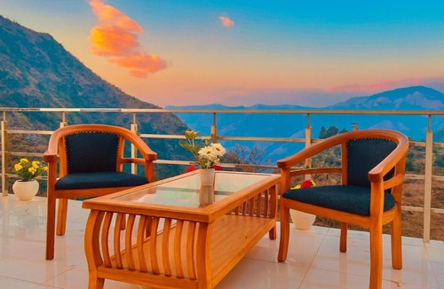 Mussoorie Hotel | The kempty Fall Resort, Mussoorie - Lavish & Luxury Stay