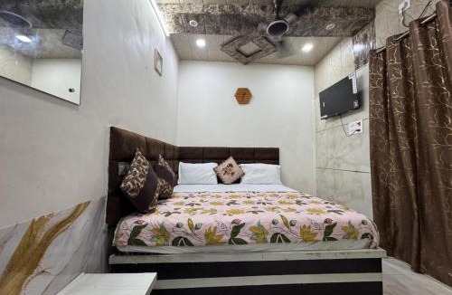Mathura House | The Kwality Residency