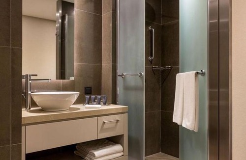 Aerocity Hotel | The-Luxury Enclave Plaza Near IGI Airport