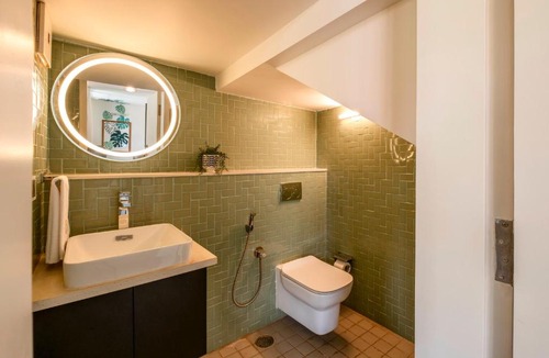 Nerul Villa | The Meredian Villa D by tisyastays