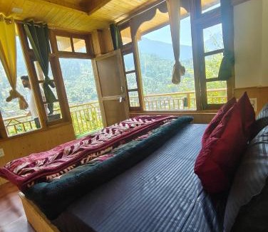 Banjar House | The Midhimalayan Jibhi