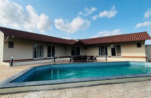 Nashik Villa | The Nana's Villa