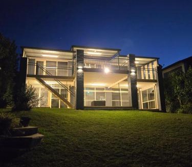 Mannering Park House | The Nautilus at Lake Macquarie