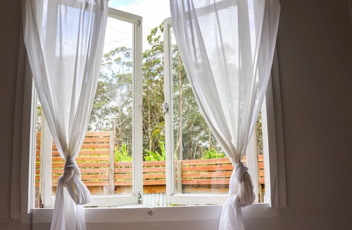 Tomerong Cottage | The Old Cottage by Book Jervis Bay - Country Couples Retreat