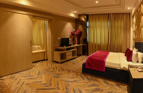 Panipat Hotel | The Orlov