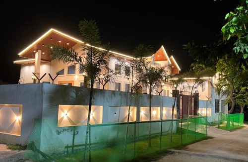 Greater Noida Villa | The Palm Grove Farm Villa
