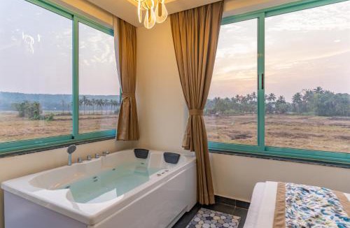 Mandrem Hotel | The Paradise - By the fields