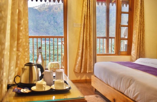 Nainital Resort | The Peach Hillside Kainchi Dham