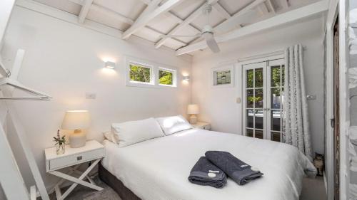 Pretty Beach Central Coast House | 'The Pelicans Nest at Pretty Beach' by HolidayCo