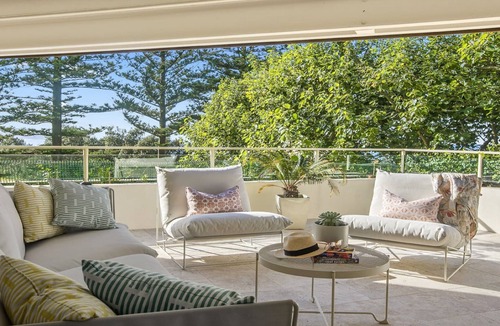 Killcare House | The Pines on Killcare Beach - beachside luxury for all the family