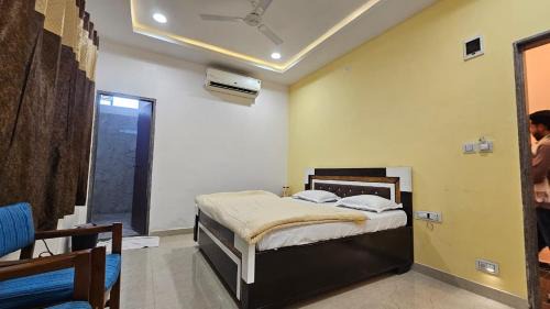 Central Area Hotel | THE POPULAR RESDINCY & RESTAURANt