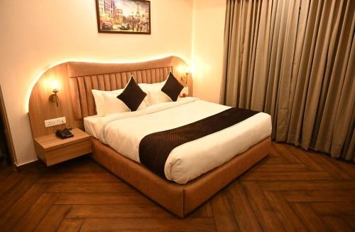 Faizabad Hotel | The Regal Crown By Ritya Hotels
