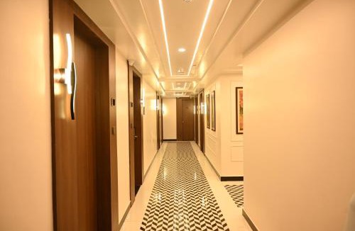 Faizabad Hotel | The Regal Crown By Ritya Hotels