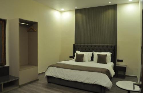 Almora House | The Royal Palace Inn