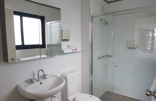 Double Bay Hotel | The Savoy Double Bay Hotel