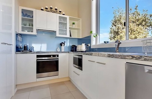 Swansea Heads House | The Sea Serenade - Coastal haven with panoramic ocean views!