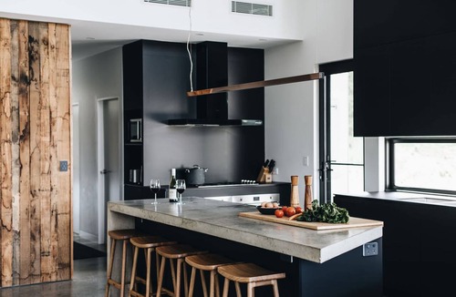 Upper Kangaroo River House | 'the sticks' Luxury Kangaroo Valley Accommodation