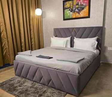 Noida Apartment | THE TINDER TREE at Spectrum Metro Mall