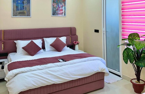 Jagatpura Hotel | The Velvet Stay