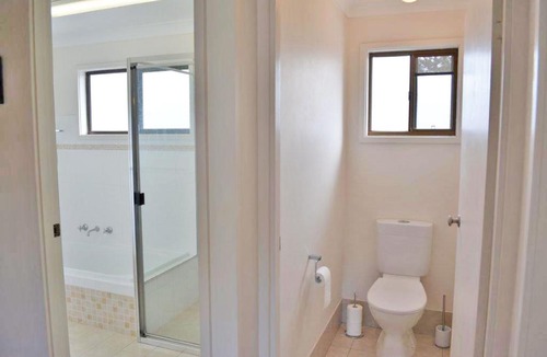 Anna Bay House | 'The Verandah', 9 Hanson Avenue - fantastic child friendly home