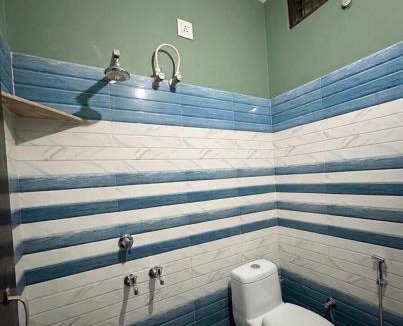 Varanasi House | The Wings Home Cozy Suite Room