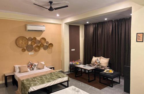Mansarovar Bed & Breakfast | The Yak