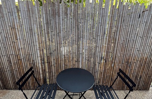 Thirroul Apartment | Thirroul Beach Holiday Pad - short walk to beach and village