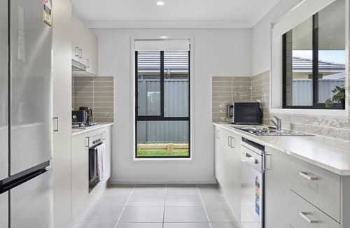 Cessnock House | Time Out Haven Winery Escape & Space