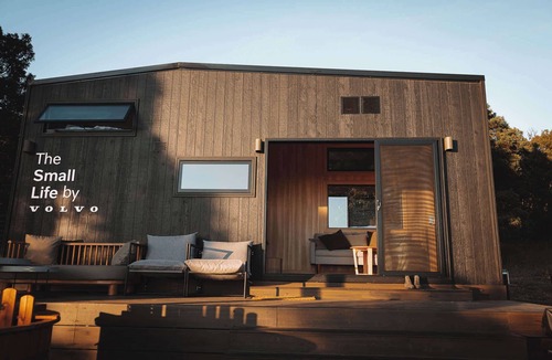 Hampton Cabin | Tiny Astrid - Blue Mountains