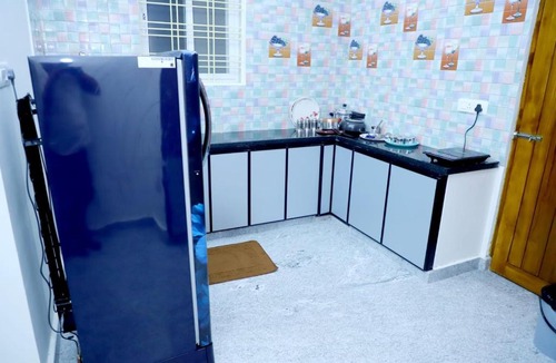 Tirupati Apartment | TIrupati balaji homestays 2bhk Family apartments Alipiri