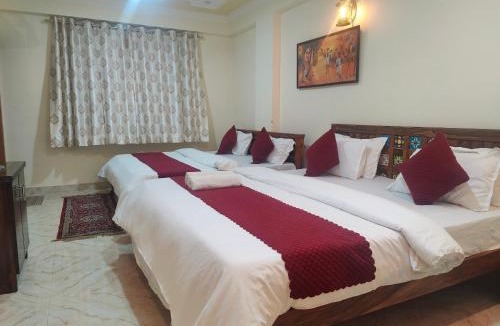Bani Park Hotel | Toshina Haveli