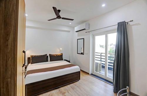 Sector 39 Hotel | Townhouse CLOUD BAY