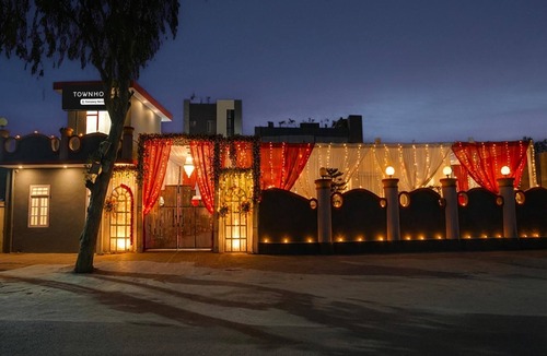 Mohangarh House | Townhouse Deva Road Lucknow