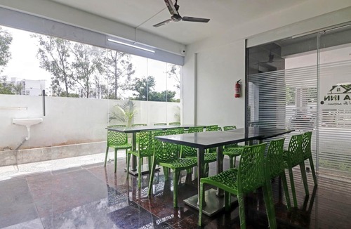 Gachibowli House | Townhouse Financial District Gachibowli Formerly Srinika Inn