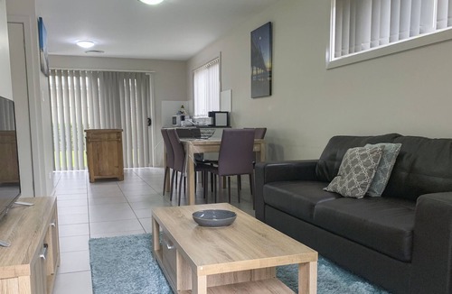 Werrington House | Townhouse in Werrington