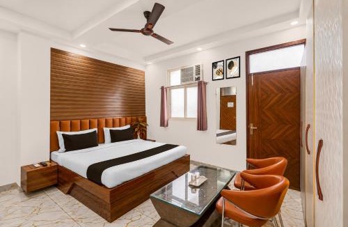 Delhi Hotel | Townhouse Khajuri Khas Metro Station