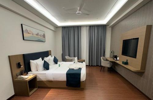 Hadapsar Hotel | Townhouse MIDC Hadapsar Formerly Modi Niwas