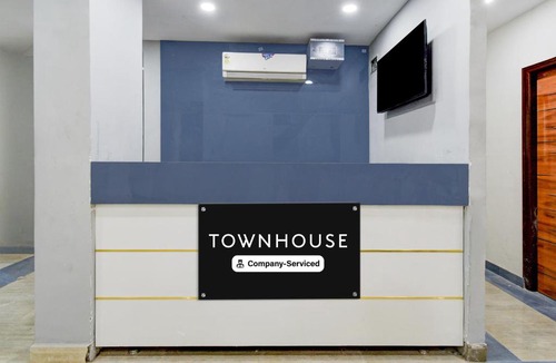 Nagole Hotel | Townhouse Nagole RTO Office