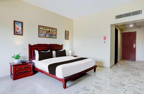 Anand Hotel | Townhouse Oak Gujarat Anand City Bus Station